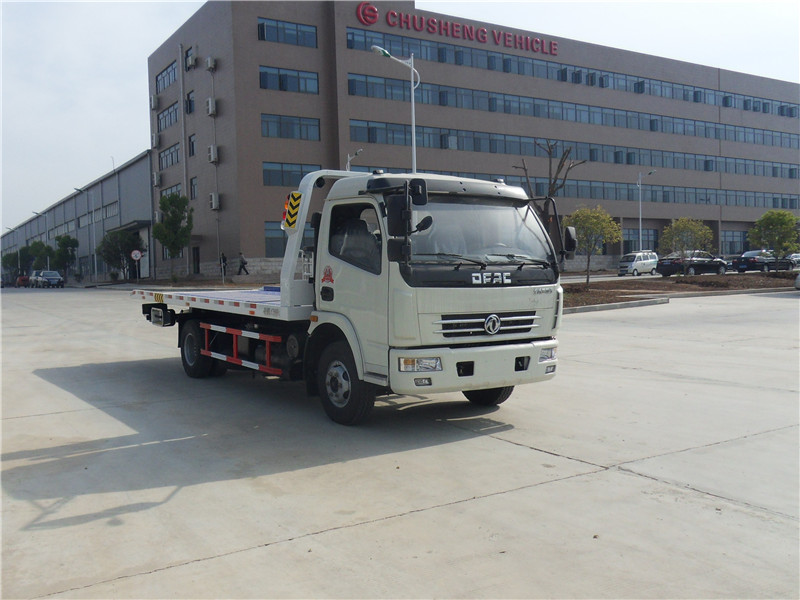 東風多利卡清障車